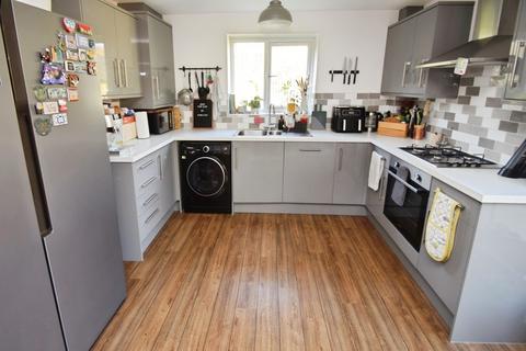undefined, Beck View Way, Bradford BD18