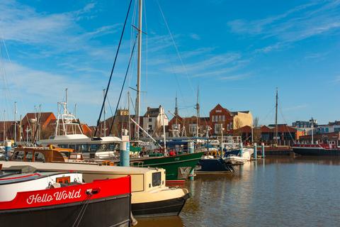 undefined, Marine Wharf, Hull HU1