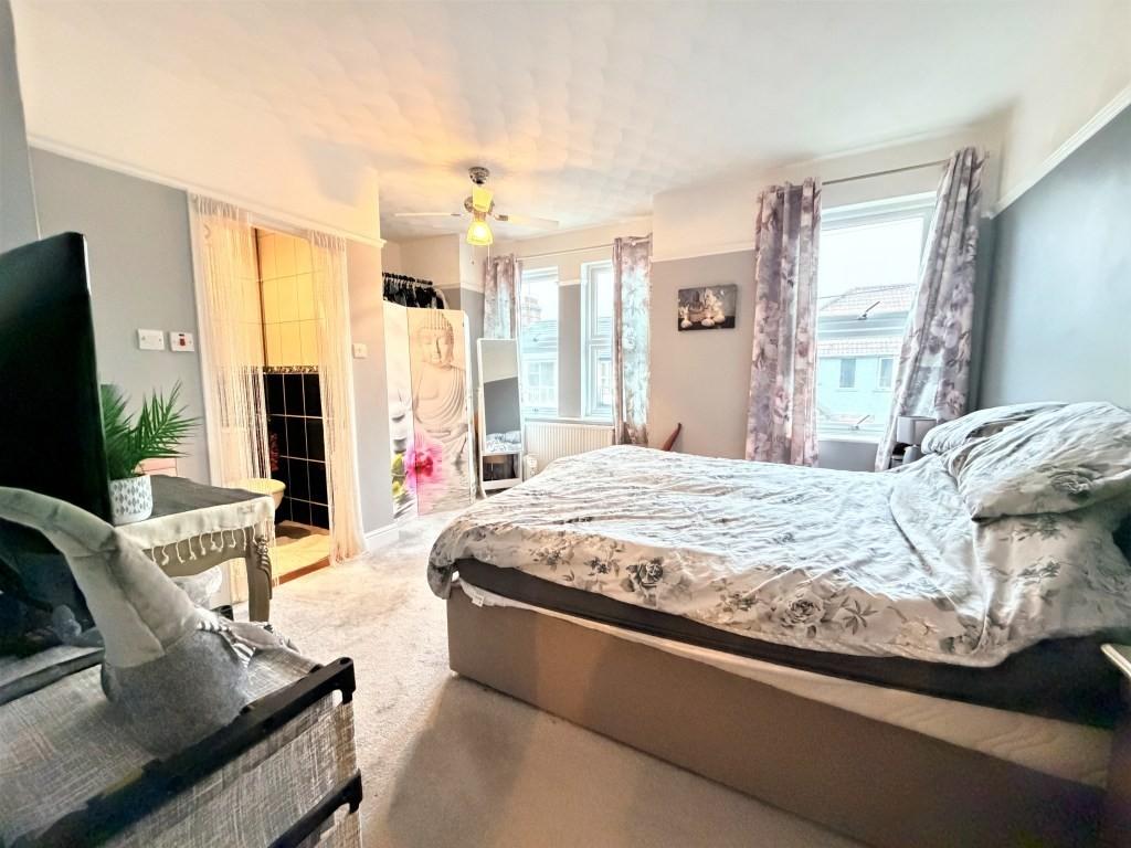 Bedroom1 1