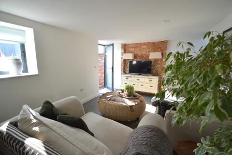 3 bedroom barn conversion to rent, Russells Road, Halstead CO9