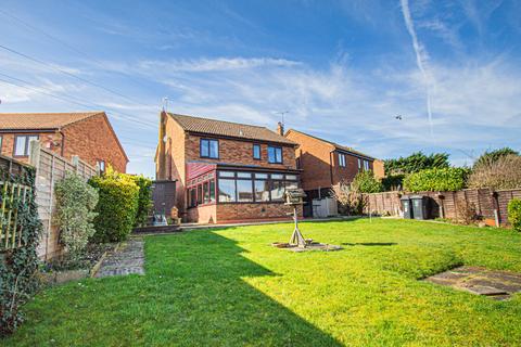 4 bedroom detached house for sale, Laywood Way, Irthlingborough NN9