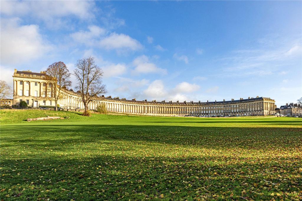 The Crescent