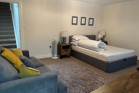 2 bedroom flat to rent, Greenwich South Street, Greenwich, London, SE10