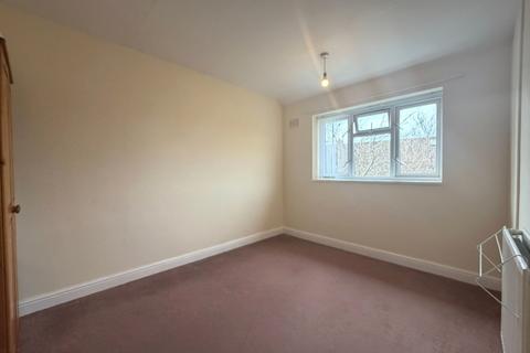 2 bedroom apartment for sale, Grove Avenue, Lostock Gralam, Northwich