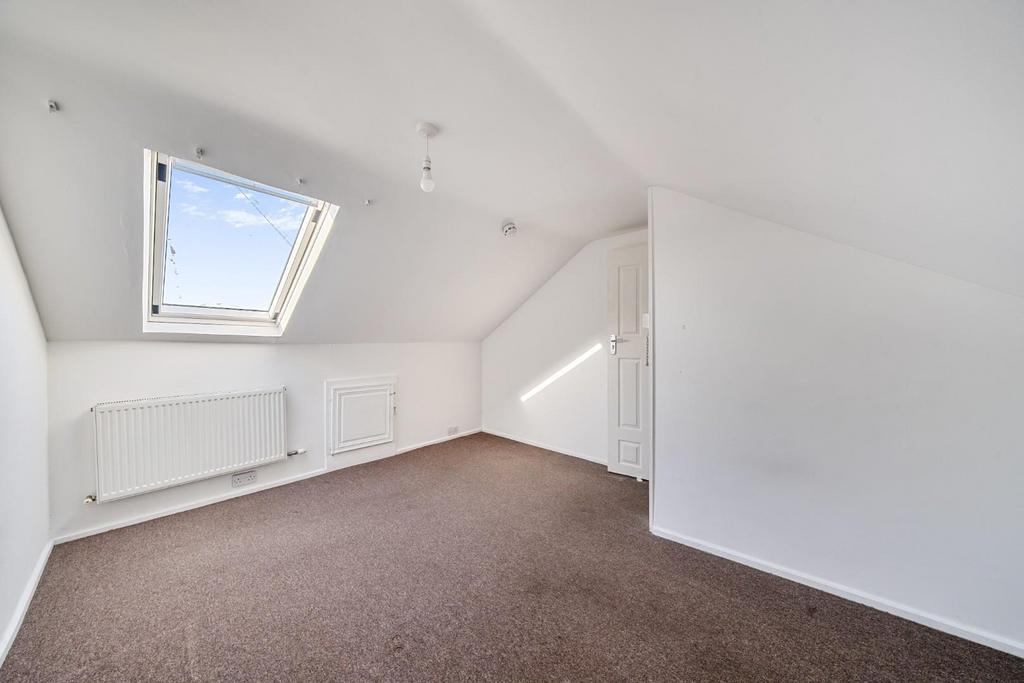 Bedroom4.jpg