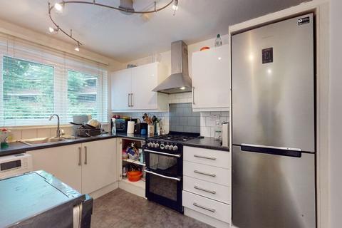 3 bedroom flat to rent, Wynford Road, London, N1 9TY