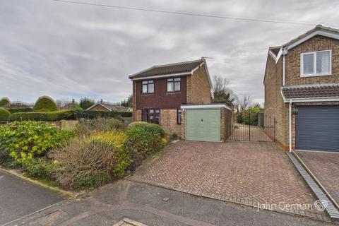 3 bedroom detached house for sale, Alder Grove, Stapenhill