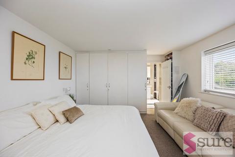 undefined, The Cliff, Brighton
