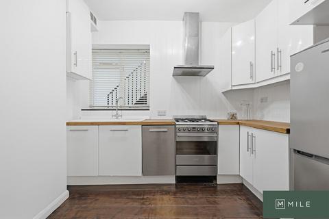 1 bedroom flat for sale, Chevening Road, London NW6