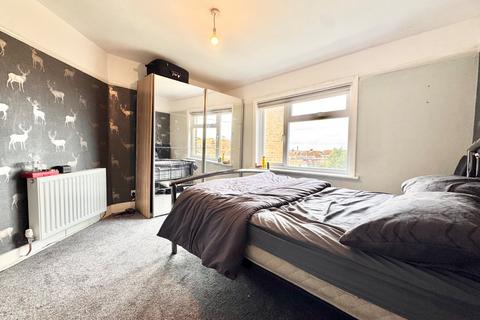 3 bedroom semi-detached house to rent, Invicta Road, Margate, Kent, CT9
