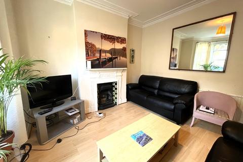 3 bedroom terraced house for sale, Parfrey Street, Hammersmith, London