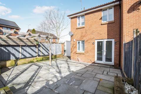 3 bedroom end of terrace house for sale, Austin Close, Atherstone