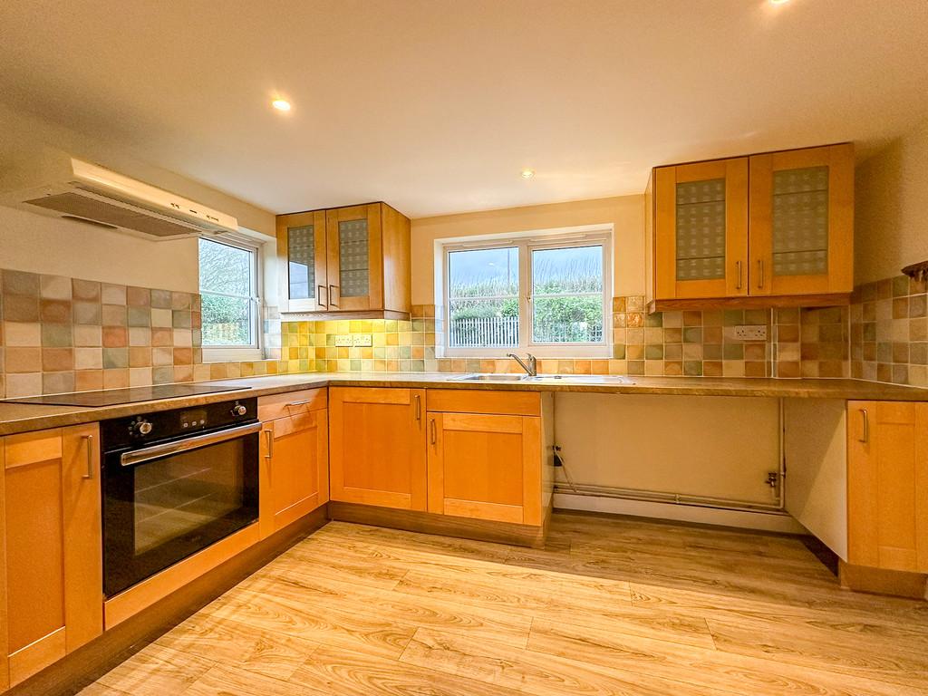 Kitchen (1)
