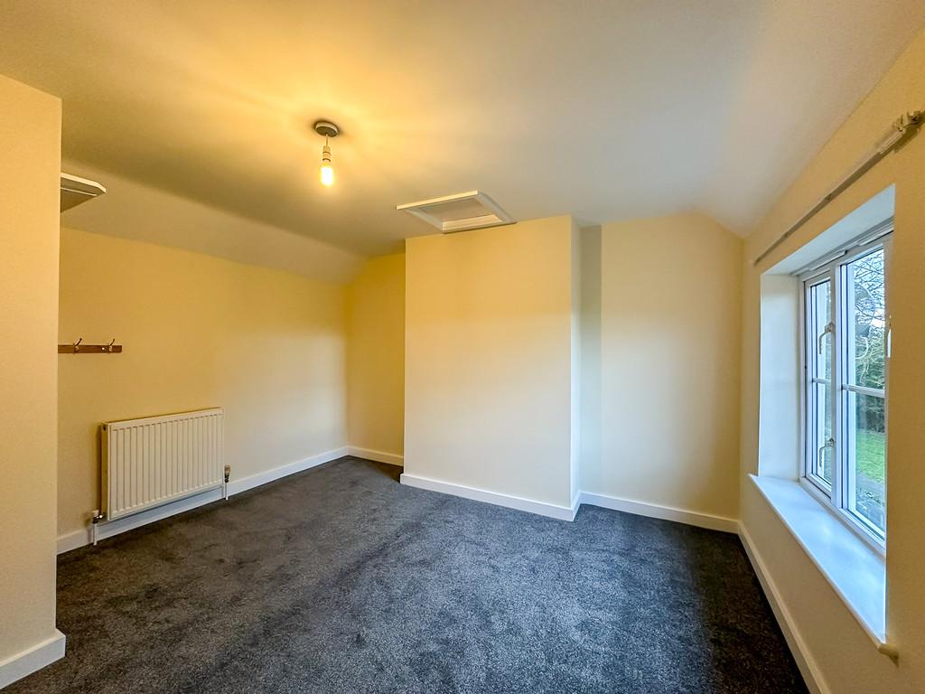 Bedroom 1 (1)