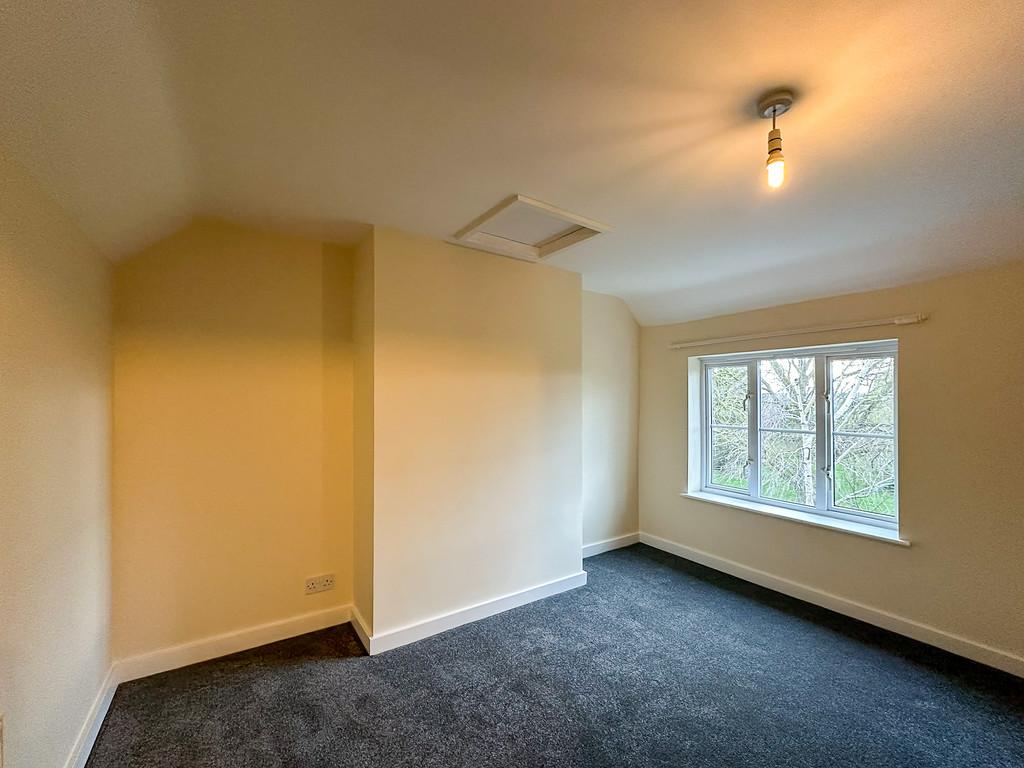 Bedroom 1 (3)