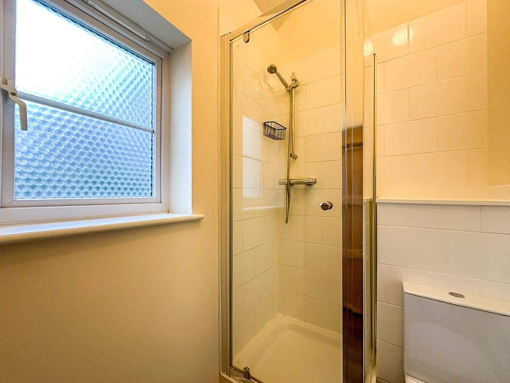 Shower Room (3)