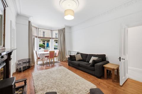2 bedroom apartment to rent, Mertoun Place, Edinburgh EH11