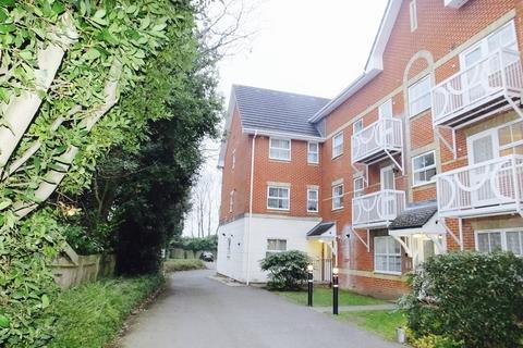 2 bedroom apartment to rent, Hulse Road, Southampton SO15