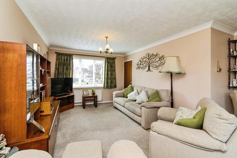 undefined, Orchids Close, Bungay