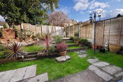 2 bedroom house to rent, Haydon Place, Guildford, GU1