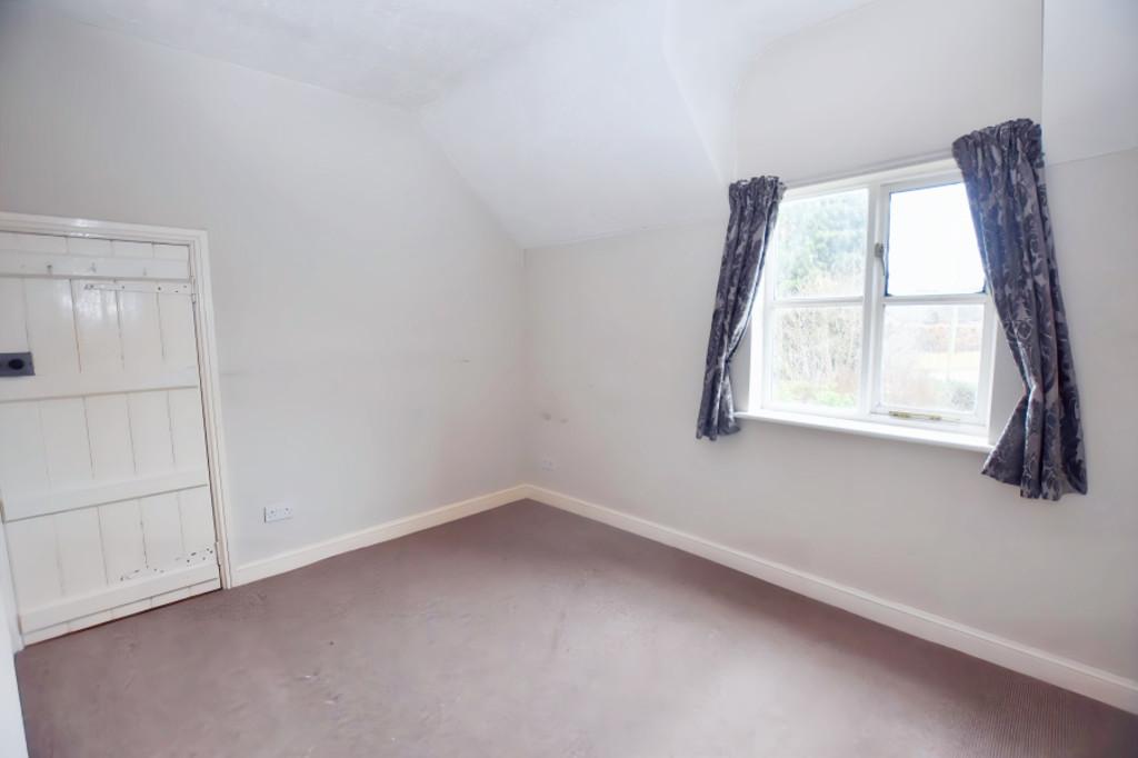 Bedroom 1b