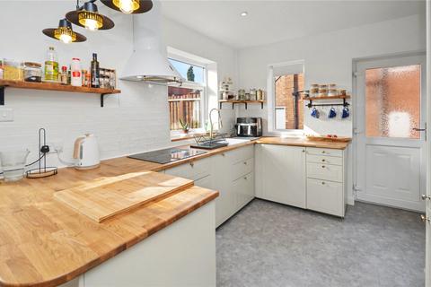 3 bedroom semi-detached house for sale, North Lingwell Road, Middleton, Leeds