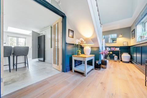 undefined, Newstead Close, Godalming GU7