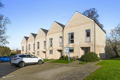 4 bedroom end of terrace house for sale, Londinium Road, Colchester