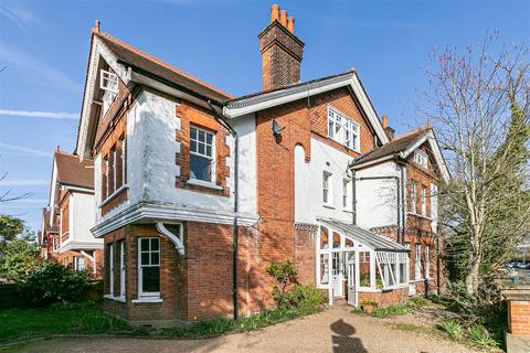 6 bedroom semi-detached house for sale, Richmond Road, Kingston Upon Thames KT2