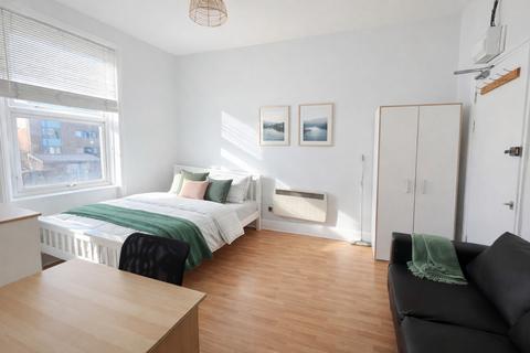undefined, Stamford Hill, London N16