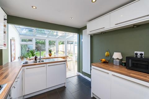 undefined, Leslie Road, Pixham, Dorking