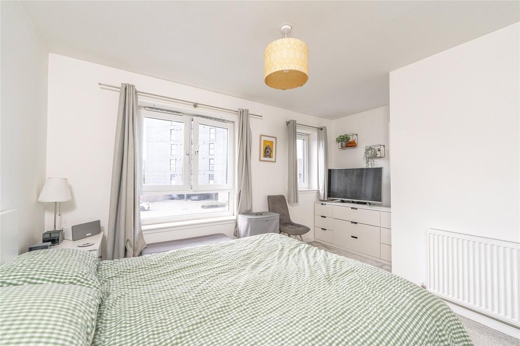 Bedroom 1 Alt
