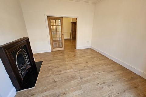 undefined, Bacheler Street, Hull