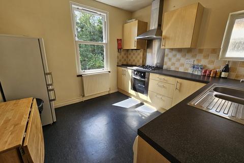 1 bedroom flat for sale, Graham Road, Wealdstone