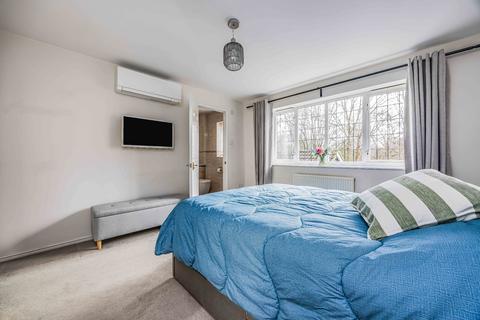 undefined, Hedge End, Southampton
