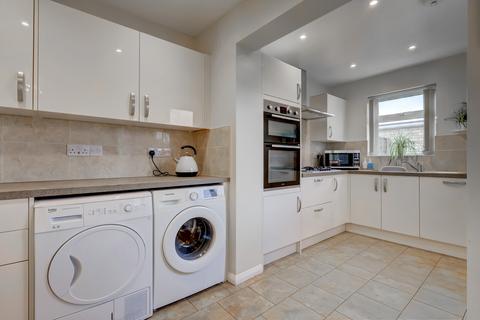 3 bedroom end of terrace house for sale, Heather Walk, High Wycombe HP15