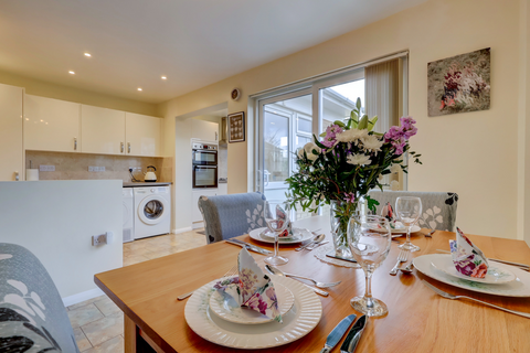 3 bedroom end of terrace house for sale, Heather Walk, High Wycombe HP15