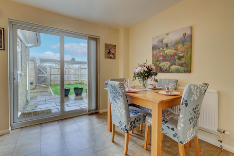 3 bedroom end of terrace house for sale, Heather Walk, High Wycombe HP15