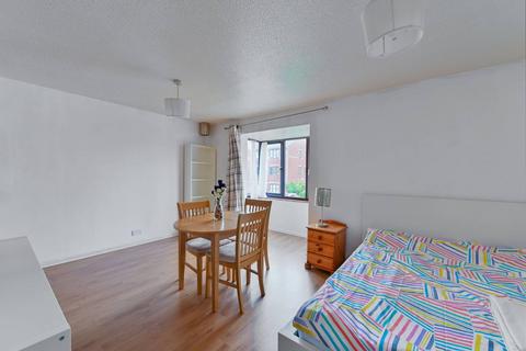 undefined, Gilpin Close, Mitcham, CR4