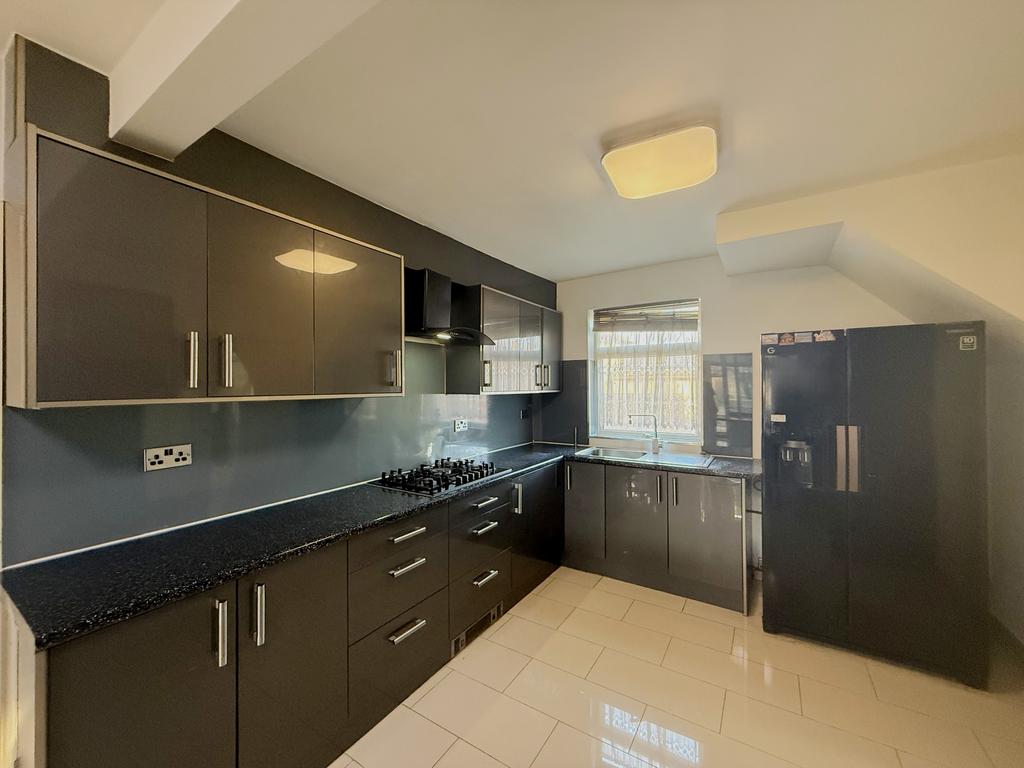 Kitchen / Breakfast Room