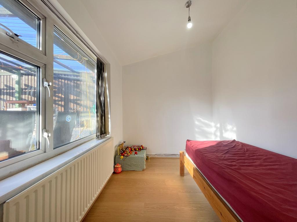 Office / Bedroom 4