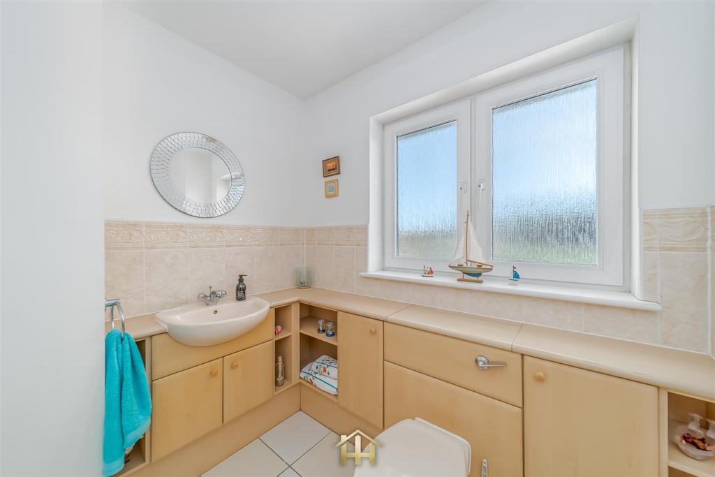 21 COLIN GIBSON DRIVE DD5 4 HA 030326 EDIT (30 of 5