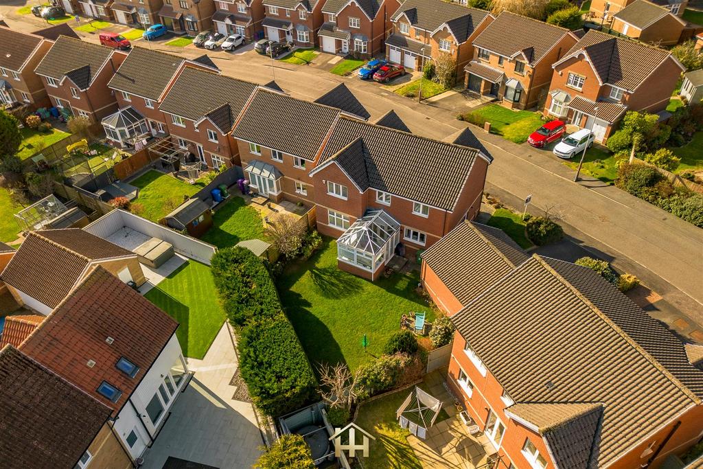 21 COLIN GIBSON DRIVE DD5 4 HA 030326 EDIT (53 of 5