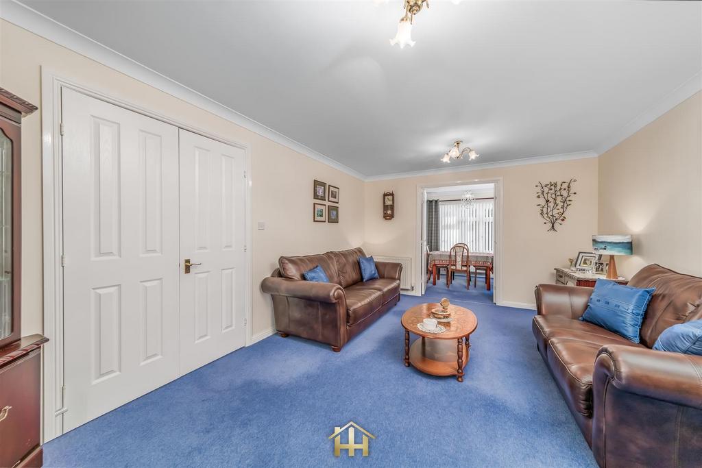 21 COLIN GIBSON DRIVE DD5 4 HA 030326 EDIT (8 of 54