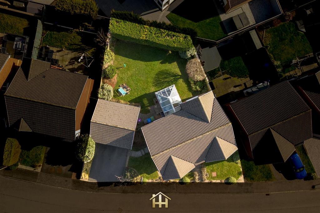 21 COLIN GIBSON DRIVE DD5 4 HA 030326 EDIT (54 of 5