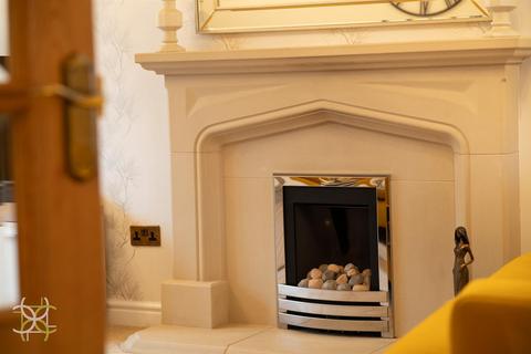 4 bedroom detached house for sale, Andrews Drive, Evesham WR11
