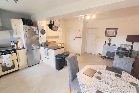 3 bedroom terraced house for sale, Thornhills Lane, Clifton HD6