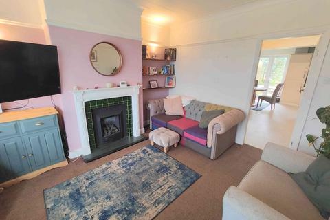 3 bedroom terraced house for sale, Thornhills Lane, Clifton HD6