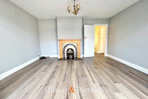 2 bedroom bungalow for sale, Manchester Road, Holland-on-Sea, Clacton-on-Sea, Essex, CO15