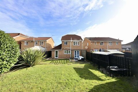 undefined, Sandmoor Close, Hull